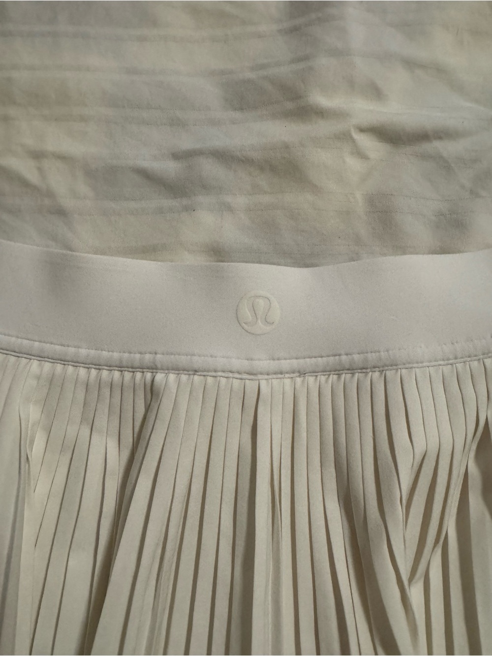 Lululemon Varsity High-Rise Pleated Tennis Skirt in White - SIZE 10 - Picture 3 of 7